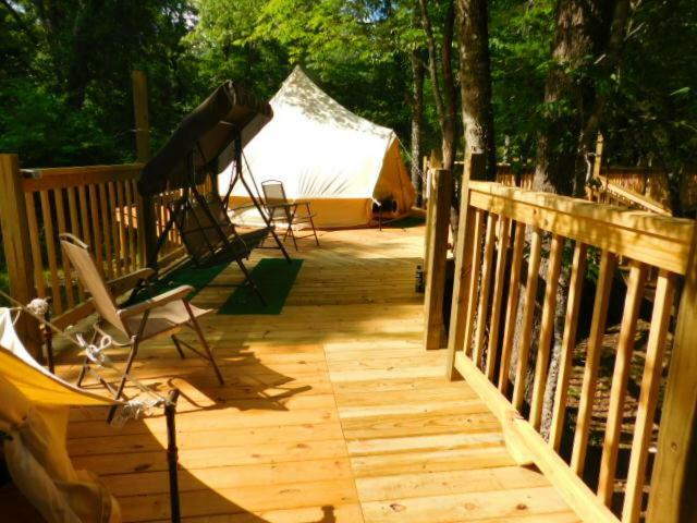 Glampin' In Style-Broken Bow Hotel Buitenkant foto